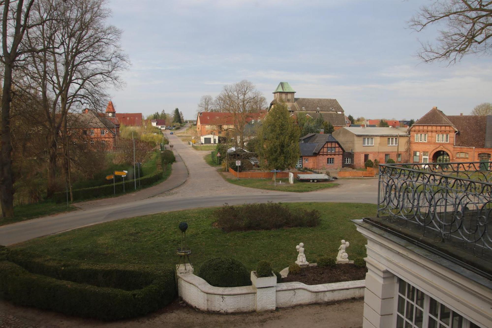 Schloss Badow المظهر الخارجي الصورة